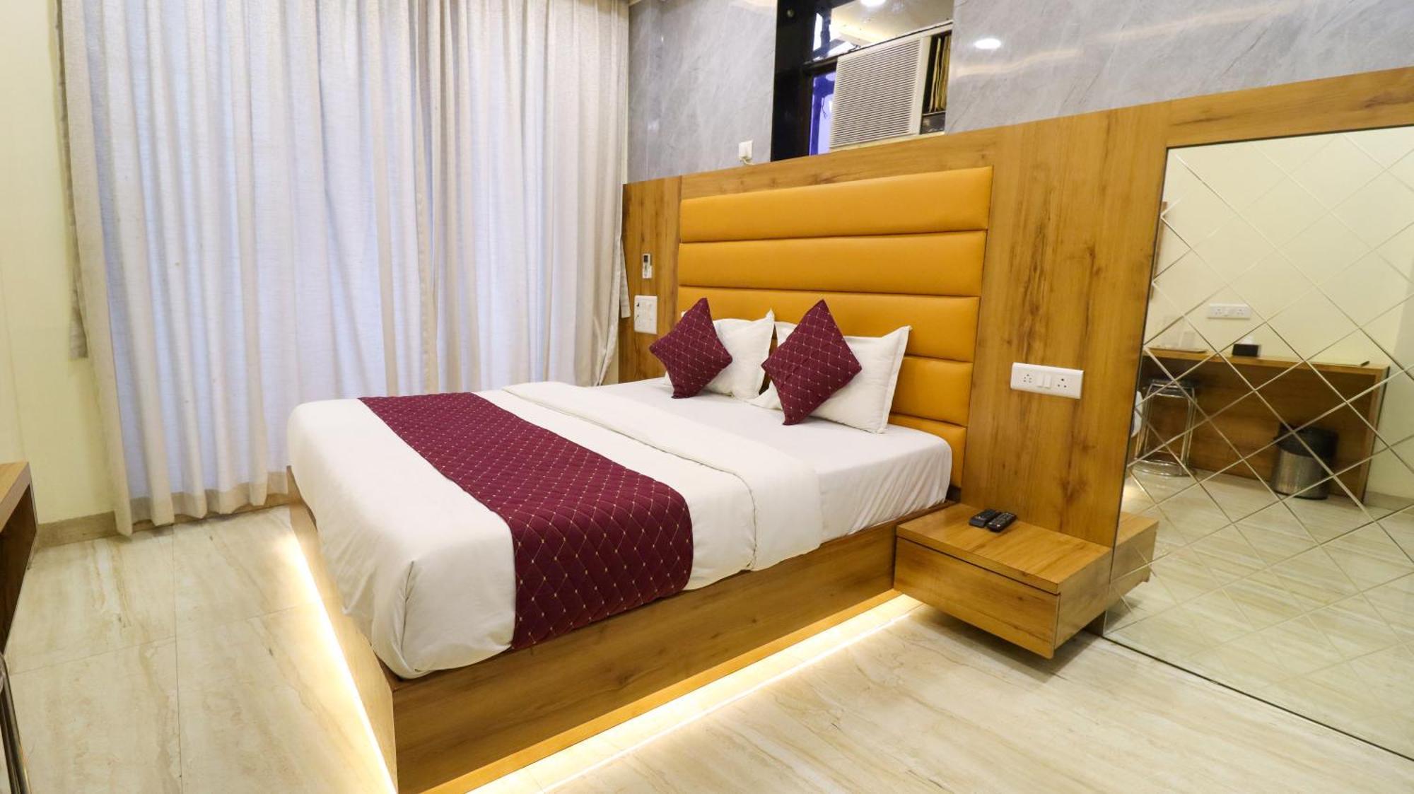 Hotel National - Grant Road Mumbai Exterior photo